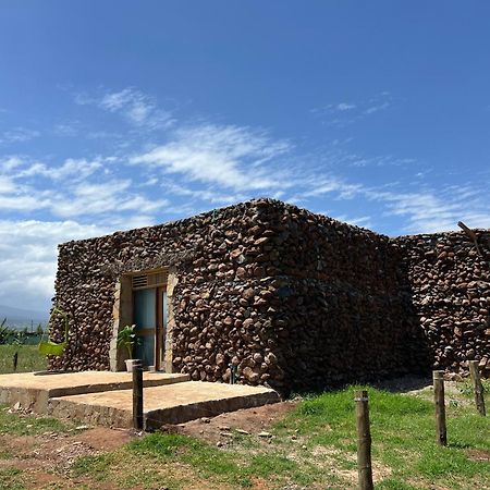 Amboseli Glass House Oloitokitok Exterior foto